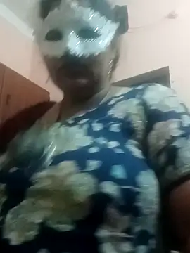 Snapshot of seemi_bhabhi chatting on January 29, 1:16 am seemi bhabhi online show from January 29, 1:16 am