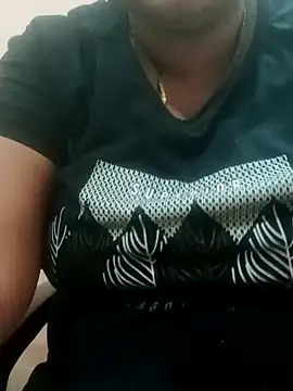 Snapshot of seemi_bhabhi chatting on February 15, 4:12 pm seemi bhabhi online show from February 15, 4:12 pm