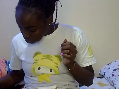 Snapshot of Chichii- chatting on January 17, 10:56 pm Chichii- online show from January 17, 10:56 pm