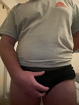 Snapshot of Johny69xo chatting on December 12, 4:48 am Johny69xo online show from December 12, 4:48 am