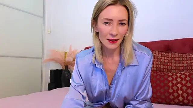  Maddalena  online show from January 6, 8:39 pm