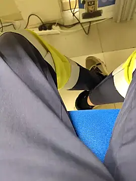 coppiapazza online show from December 8, 12:51 am