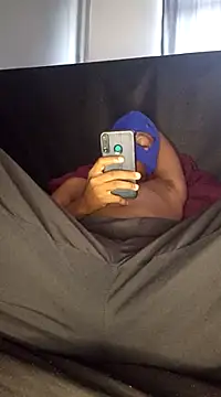 Snapshot of Mischevous_T69 chatting on March 18, 6:57 am Mischevous T69 online show from March 18, 6:57 am