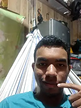 Snapshot of Reynold2608 chatting on December 4, 3:27 am Reynold2608 online show from December 4, 3:27 am