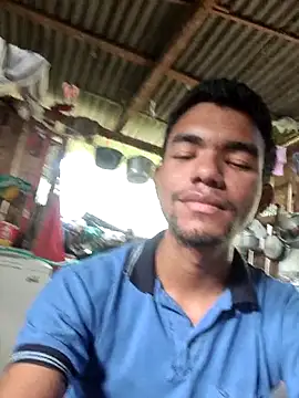 Snapshot of Reynold2608 chatting on December 14, 8:13 pm Reynold2608 online show from December 14, 8:13 pm