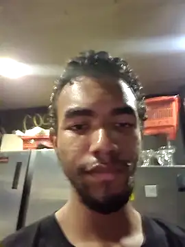 Reynold2608 online show from February 25, 7:56 pm