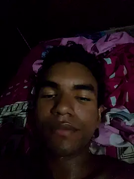 Reynold2608 online show from April 21, 2:51 am