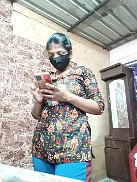 Snapshot of queensenorita chatting on March 27, 8:20 am queensenorita online show from March 27, 8:20 am