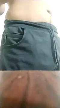 Snapshot of Opsquad12345 chatting on February 28, 1:03 pm Opsquad12345 online show from February 28, 1:03 pm