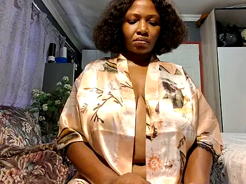 EbonyRose9 online show from March 10, 6:40 am