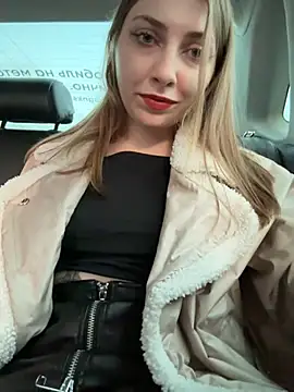 Sunny   Bunny online show from February 6, 2:15 pm