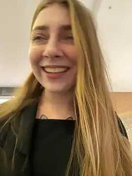 Sunny   Bunny online show from December 19, 12:12 pm