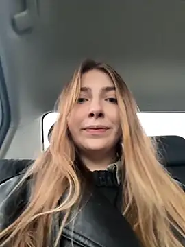 Sunny   Bunny online show from February 11, 12:32 pm