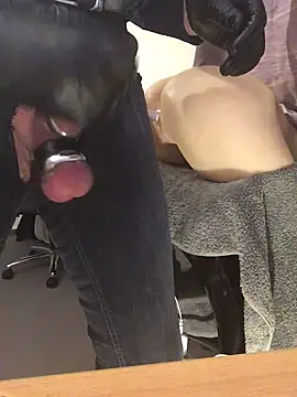 Snapshot of Inseminator69 chatting on January 3, 10:31 am Inseminator69 online show from January 3, 10:31 am