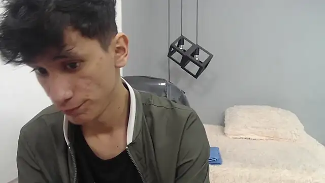 Snapshot of alan_ws chatting on December 31, 12:25 pm alan ws online show from December 31, 12:25 pm