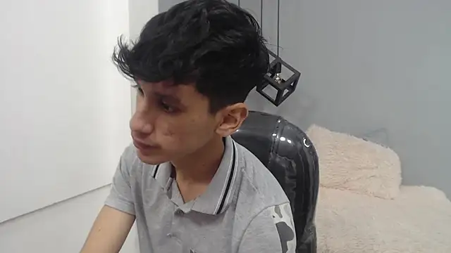 Snapshot of alan_ws chatting on January 4, 12:16 pm alan ws online show from January 4, 12:16 pm