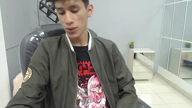 Snapshot of alan_ws chatting on January 8, 12:26 pm alan ws online show from January 8, 12:26 pm