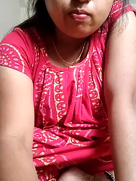 Snapshot of Priya_2222 chatting on March 7, 6:35 am Priya 2222 online show from March 7, 6:35 am