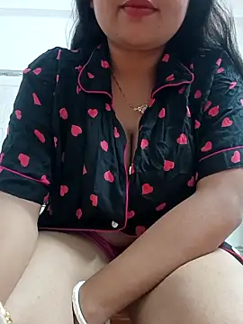Priya 2222 online show from April 15, 7:10 pm