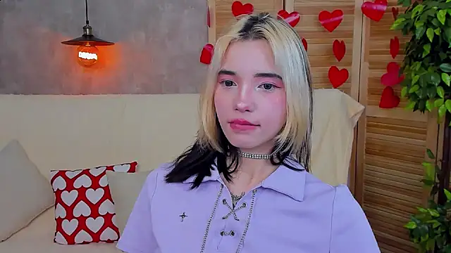 Snapshot of as1an_girlfriend chatting on February 11, 8:15 am as1an girlfriend online show from February 11, 8:15 am