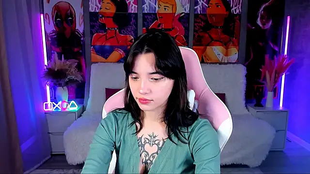 as1an girlfriend online show from December 1, 12:32 pm