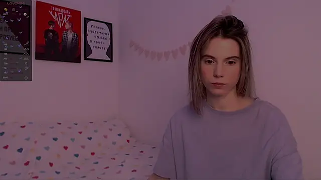  ni kiss online show from December 12, 10:42 pm