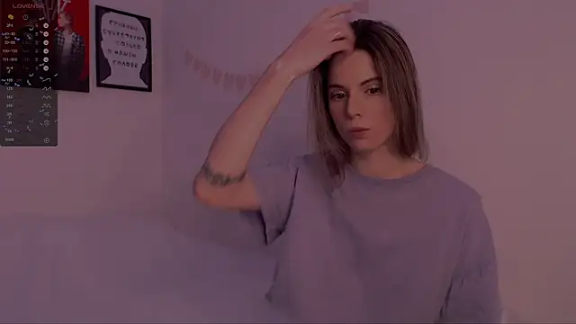  ni kiss online show from December 15, 11:31 pm