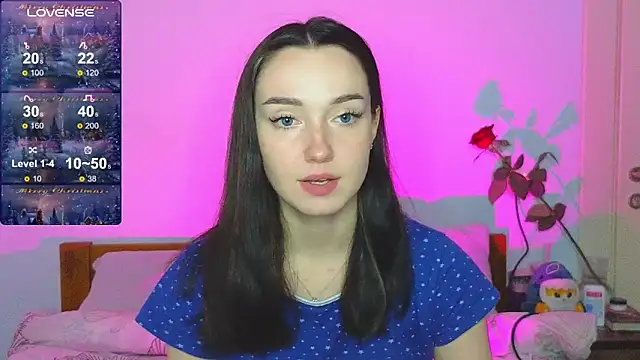 Snapshot of Wild_Sophie_ chatting on December 20, 2:16 pm Wild Sophie online show from December 20, 2:16 pm