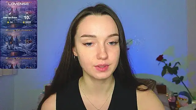 Snapshot of Wild_Sophie_ chatting on December 25, 6:41 pm Wild Sophie online show from December 25, 6:41 pm