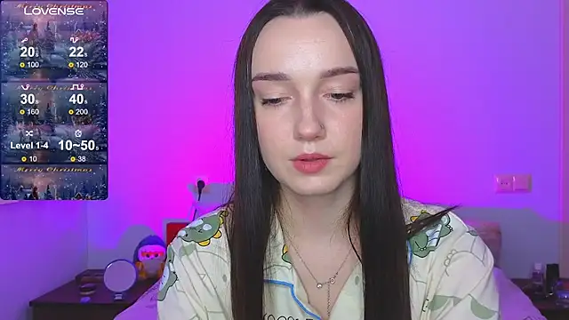 Snapshot of Wild_Sophie_ chatting on January 10, 4:41 pm Wild Sophie online show from January 10, 4:41 pm