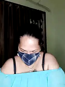Snapshot of Anika-Bhabhi chatting on January 10, 4:30 pm Anika-Bhabhi online show from January 10, 4:30 pm