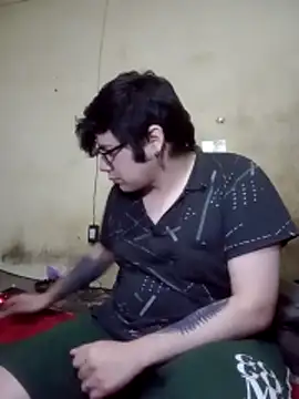 thecatblack1998 online show from March 17, 10:18 am