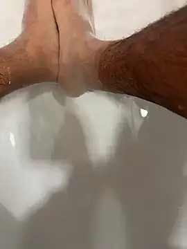 Snapshot of SensualG300 chatting on December 14, 10:47 pm SensualG300 online show from December 14, 10:47 pm