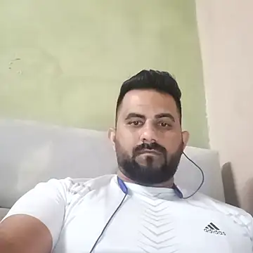 Snapshot of Vickymehra005 chatting on November 20, 4:18 pm Vickymehra005 online show from November 20, 4:18 pm