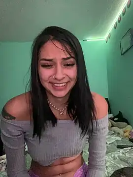 Hilary pinkk online show from December 26, 7:03 am