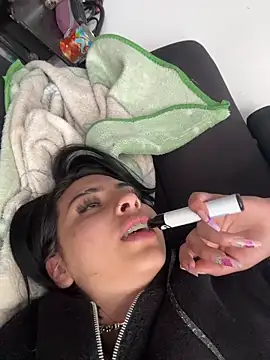 Hilary pinkk online show from February 1, 10:08 pm