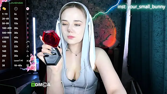 Your small bunny online show from April 4, 2:10 am