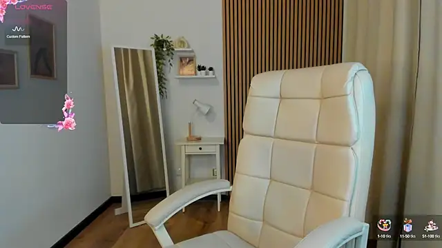 Snapshot of margeriTirell chatting on September 11, 3:06 am margeriTirell online show from September 11, 3:06 am