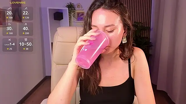 margeriTirell online show from July 5, 3:13 am