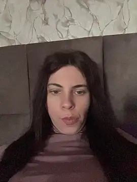 CurlyLara online show from April 15, 10:44 am