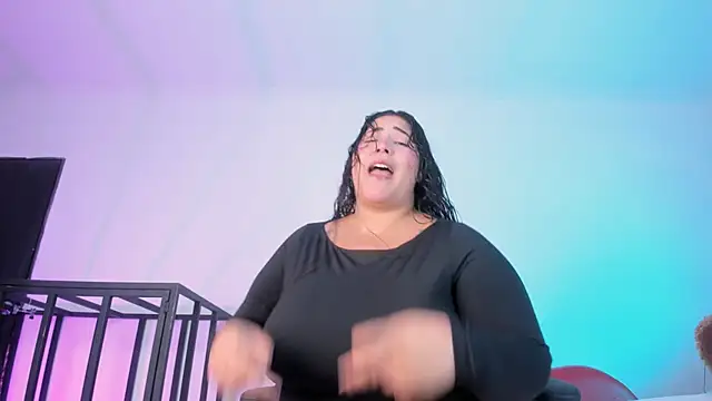 AmberiniHoffman online show from April 13, 12:10 pm