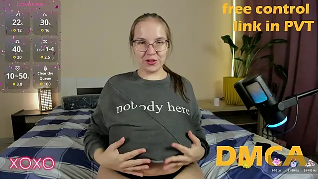 Snapshot of Your_Penny_ chatting on November 2, 9:17 pm Your Penny  online show from November 2, 9:17 pm