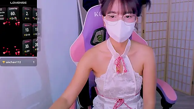 desiregirl69 online show from February 6, 3:20 pm