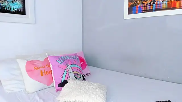 naughtyloverss online show from February 16, 2:54 pm