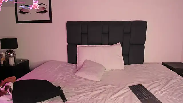 Khenta Michells online show from January 14, 10:32 am