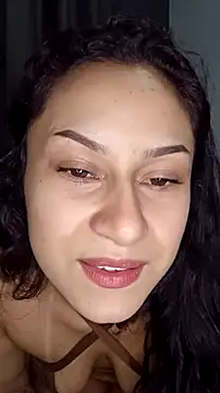 Snapshot of yummi__priv chatting on January 12, 2:24 am yummi priv online show from January 12, 2:24 am