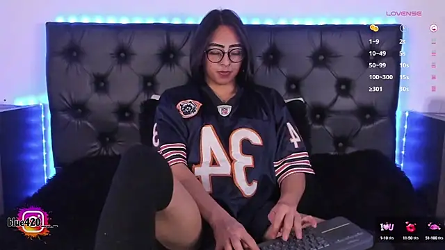 Snapshot of Skyler__blue4 chatting on March 4, 10:16 pm Skyler blue4 online show from March 4, 10:16 pm