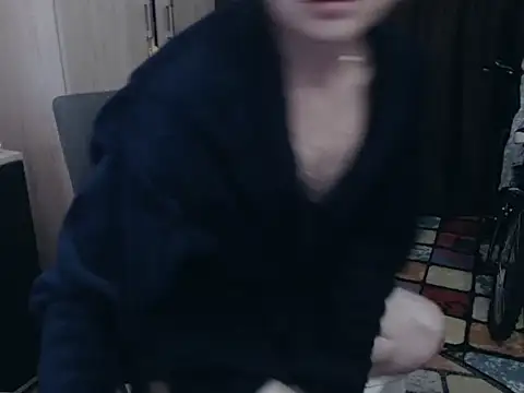 Snapshot of HornyClitX chatting on January 3, 3:55 pm HornyClitX online show from January 3, 3:55 pm