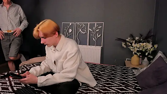 AndrewwCarter2 online show from February 7, 7:17 pm