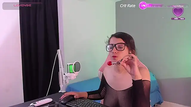Snapshot of gwen_ashly chatting on February 22, 7:47 pm gwen ashly online show from February 22, 7:47 pm